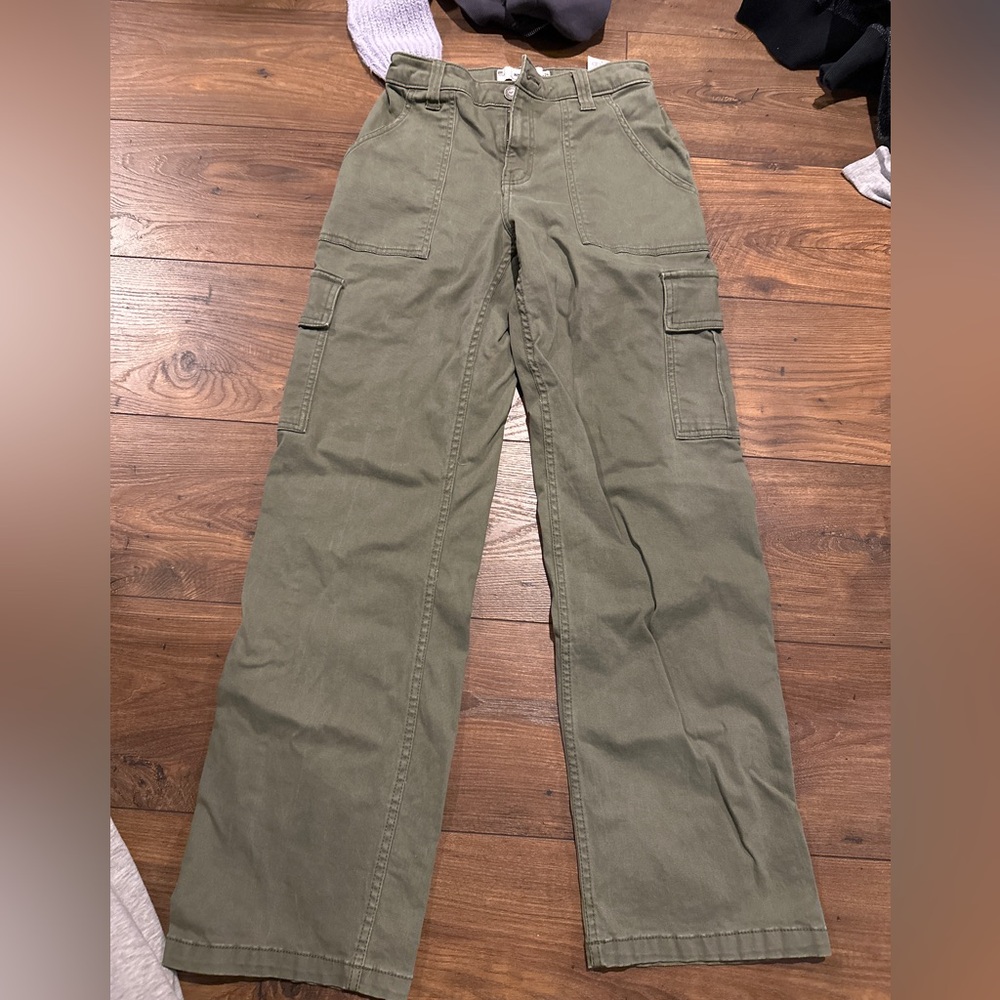 hollister green cargo pants